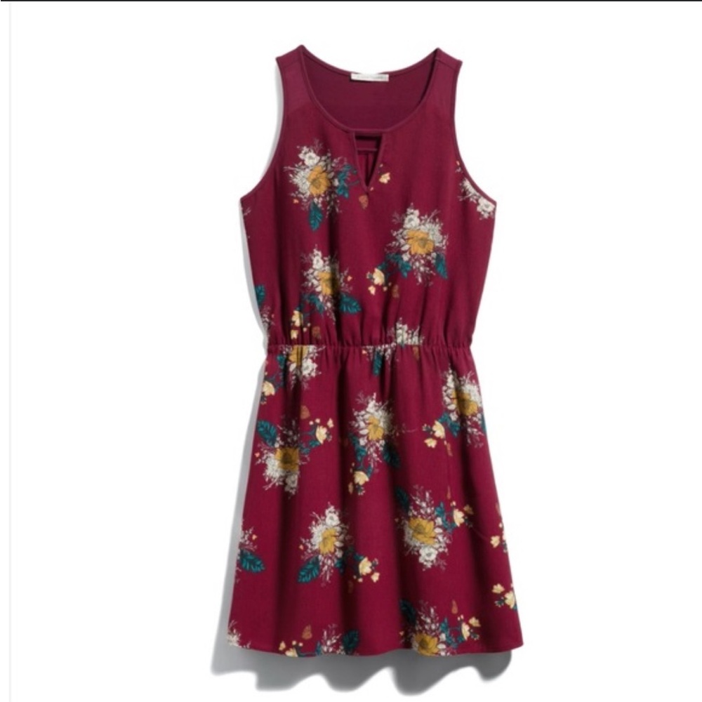 41 Hawthorn Dress - Burgundy Floral Sleeveless Keyhole